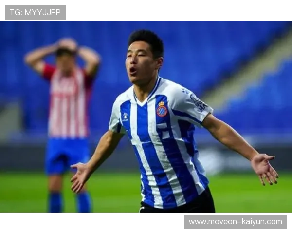 近十年全球足球巨星排名盘点 他们引领了足坛的风潮与荣耀 近十年全球足球巨星排名盘点 他们引领了足坛的风潮与荣耀